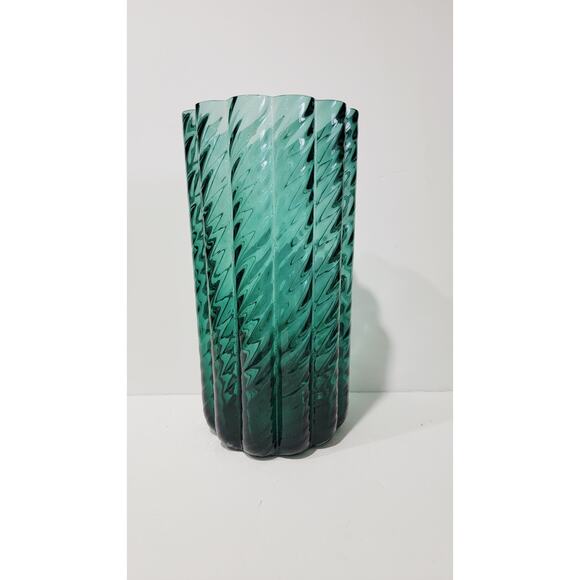 Vintage Large Pilgrim Studio Art GREEN Optic Ribbed MCM Glass Vase 9” Rare - Picture 1 of 5